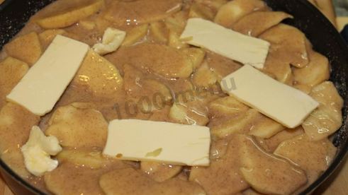 яблочный заливной пирог с яблоками