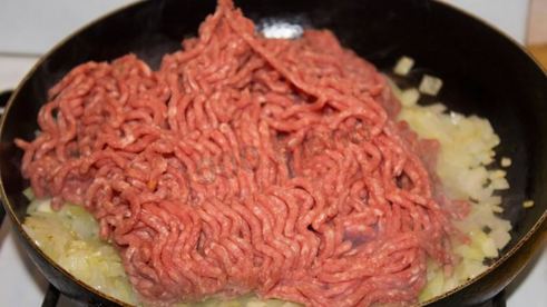 заливной пирог с мясом на кефире