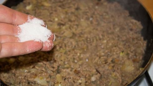 заливной пирог с мясом на кефире