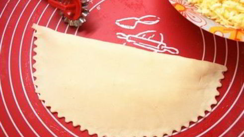 кутабы с зеленью и сыром