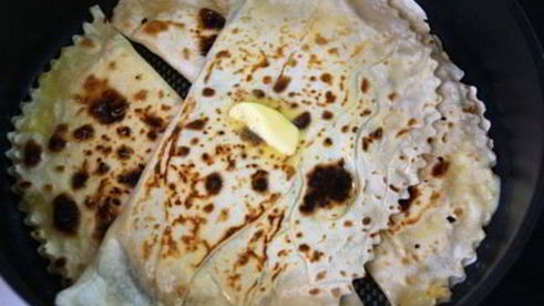 кутабы с зеленью и сыром