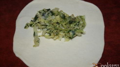 молдавские постные пирожки с капустой вэрзаре