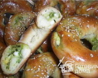 Пирожки — колечки с цуккини и яйцом