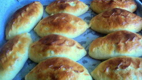 пирожки печеные со щавелем