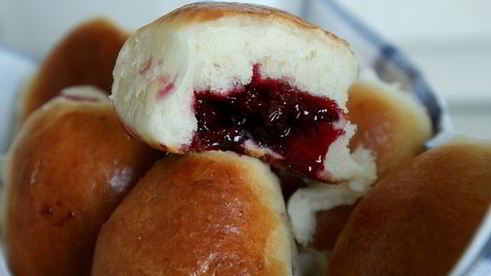 пирожки с брусникой