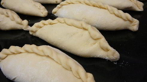 пирожки с грибами и зеленой гречкой