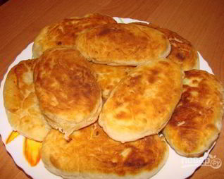 Пирожки с капустой и яйцом жареные