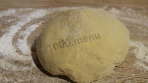 пирожки с клубникой из дрожжевого теста в духовке