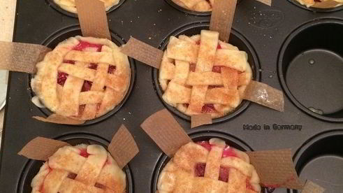 пирожки с вишней