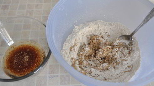 постные пирожки с маринованными опятами