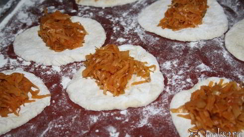 сладкие пирожки с капустой