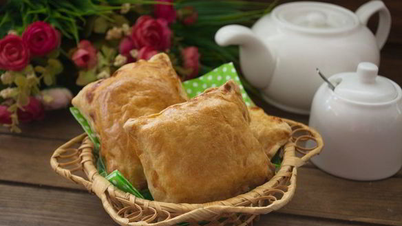 Рецепт Слоеных пирожков с грибами