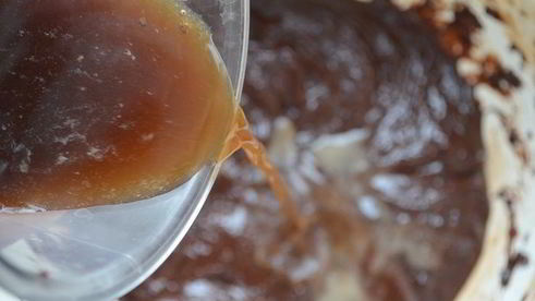 бесподобный брауни с вишней на темном пиве