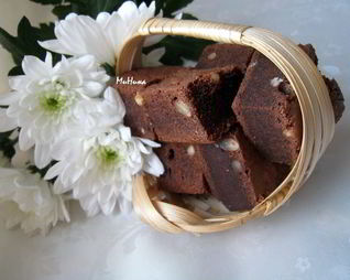 Брауни с кедровыми орешками