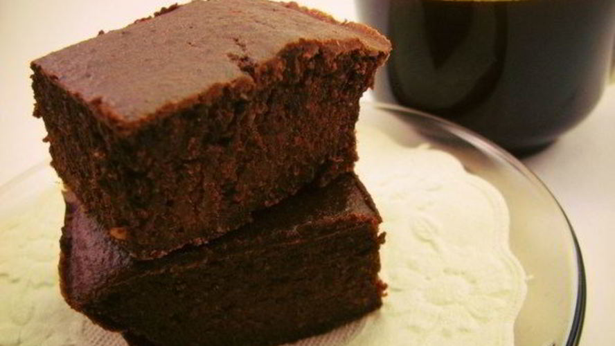 Рецепт легкого брауни с черносливом