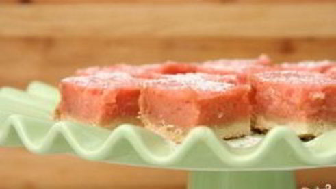 лимонно-клубничные пирожные