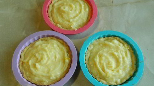 лимонные пирожные с меренгой