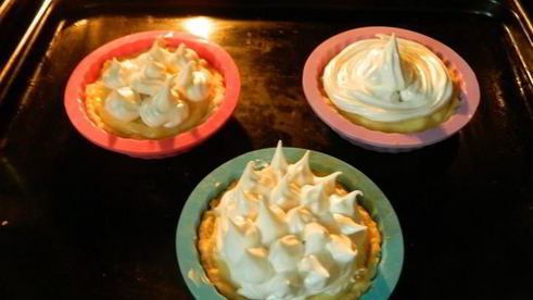 лимонные пирожные с меренгой