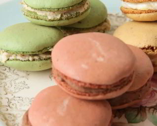 Макаруны — французское пирожное Макарон