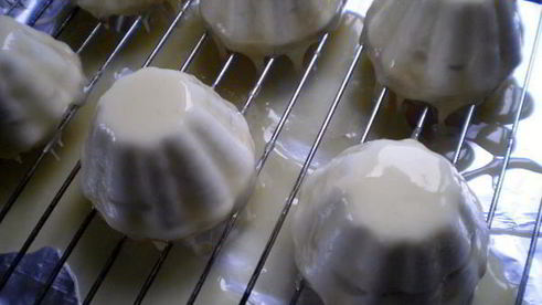 пирожное личи с малиной