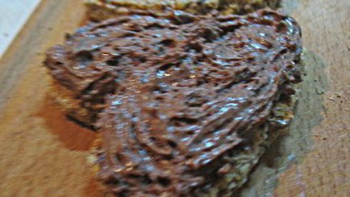 пирожное сердечное с шоколадным муссом