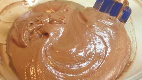 пирожное сердечное с шоколадным муссом