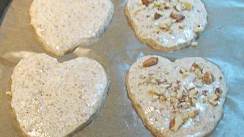 пирожное сердечное с шоколадным муссом