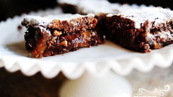 Рецепт Шоколадных пирожных с орехами