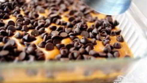 шоколадные пирожные с орехами