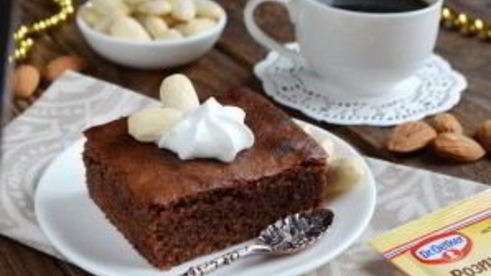 шоколадные пирожные со вкусом миндаля