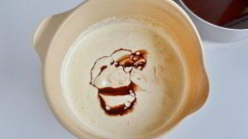 шоколадные пирожные со вкусом миндаля