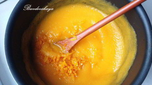 тыквенно-облепиховое пирожное