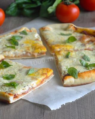 Пицца Карбонара с беконом