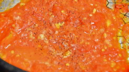 пицца малина с руколой и фундуком