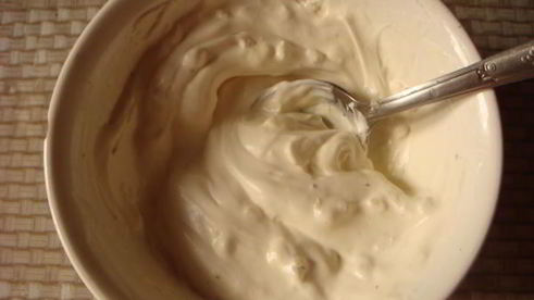 пицца ориентале с белым соусом