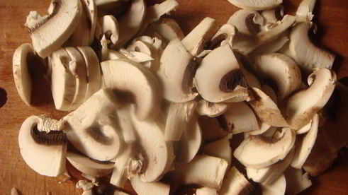 пицца ориентале с белым соусом