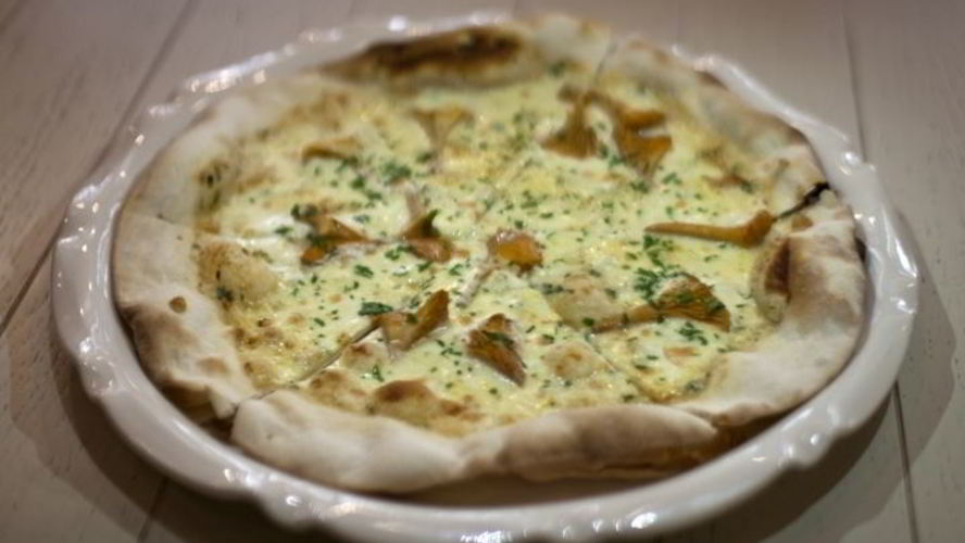 Рецепт пиццы с лисичками