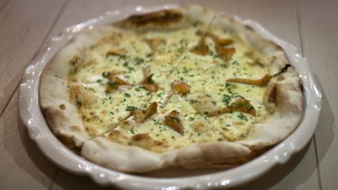 пицца с лисичками