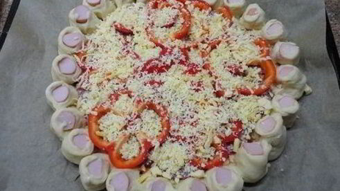 пицца с сосисками