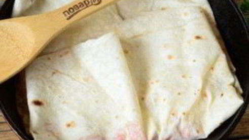 пицца в лаваше на сковороде