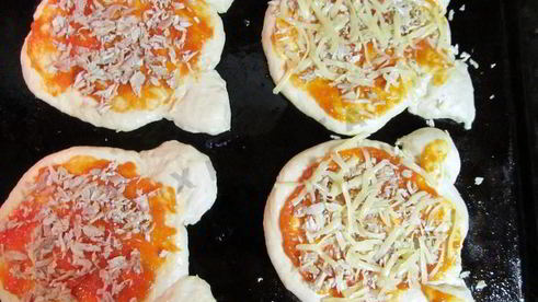 забавная детская мини пицца для детей