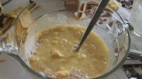 банановые пончики с арахисовой глазурью