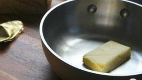 банановые пончики с арахисовой глазурью