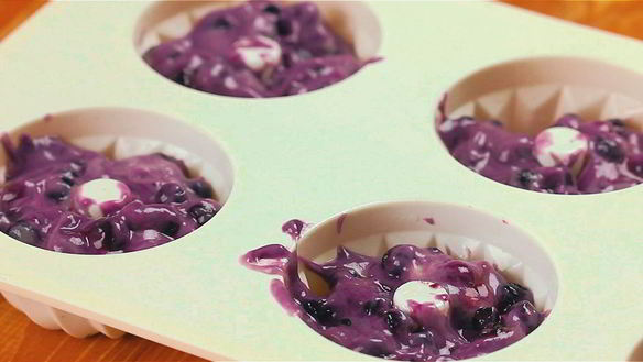 Рецепт Пончиков с черникой в духовке