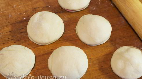 пончики с вишней