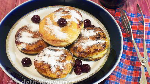 пончики с вишней