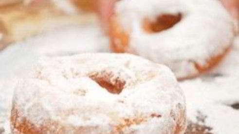 пончики во фритюре