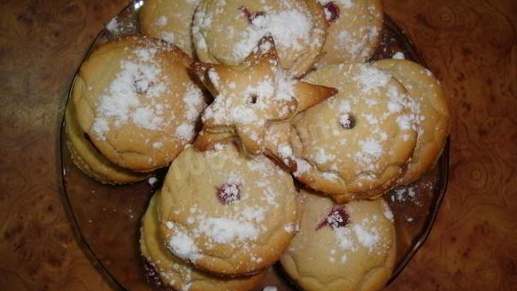 Рецепт Медовых пряников с начинкой