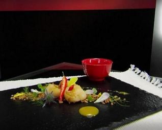 Морской гребешок на прянике с мандариновым кремом