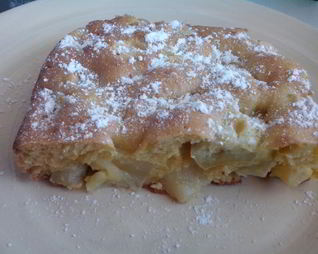 Ананасово-яблочная шарлотка